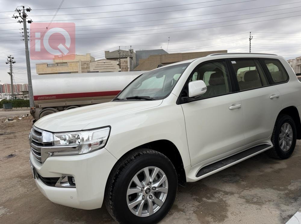 تويوتا لاندكروزر